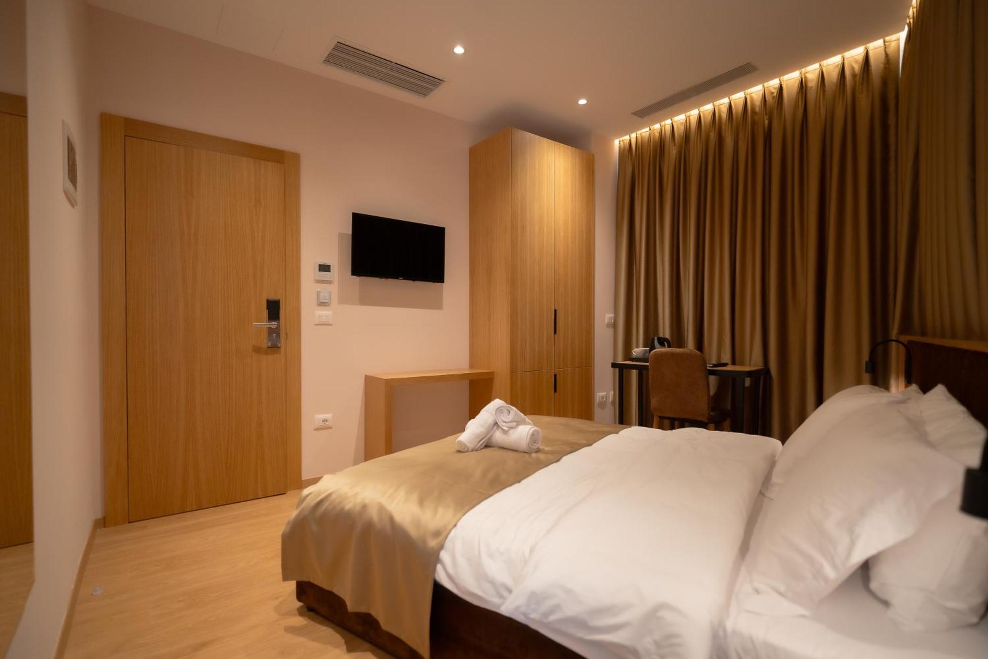 טיראנה Hotel Boutique Jera מראה חיצוני תמונה